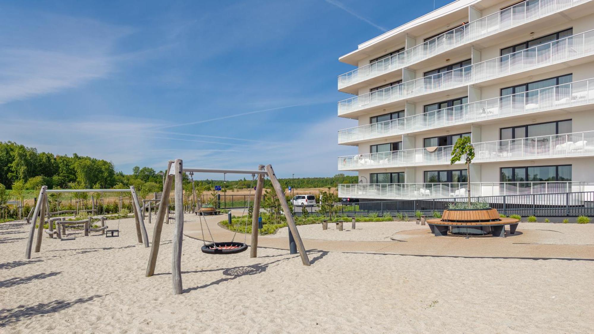 Apartamenty Z Basenem-Polanki Aqua - Holiday City Колобжег Экстерьер фото